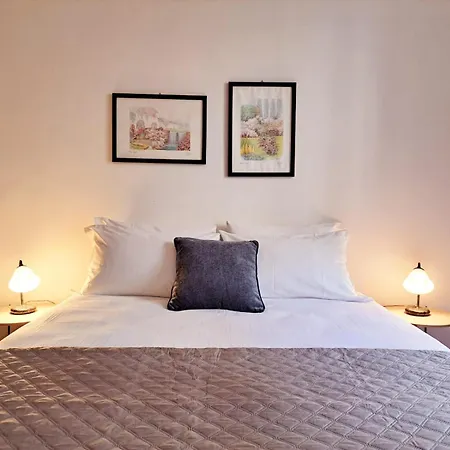 Regina Tardito By Quokka 360 - A Few Minutes From The Historic Centre Of דירה *